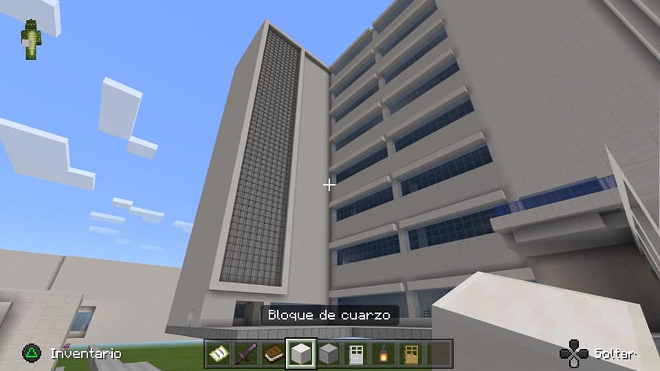 El edificio con los mejores baños en la FCPyS en Minecraft
